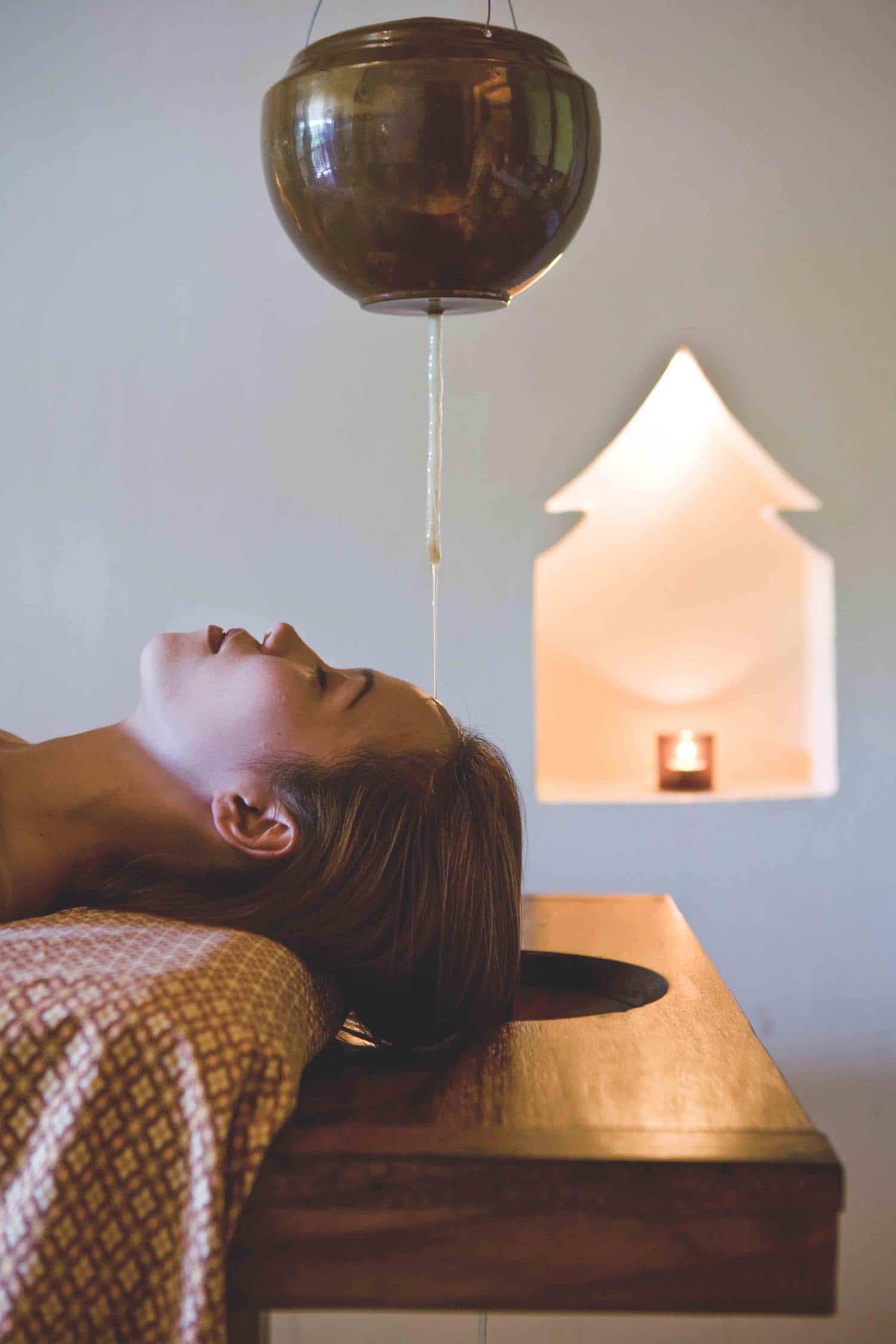 How Bath Meditation Can Promote Emotional Connections with Water